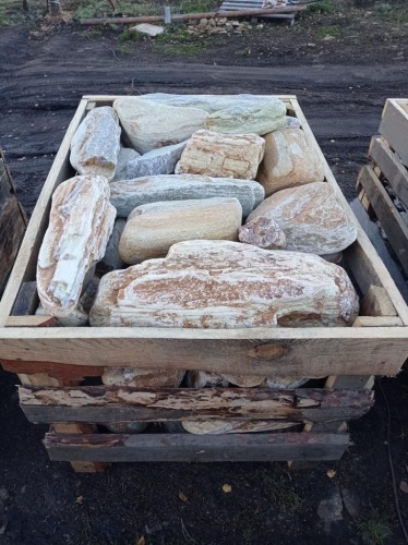 Златолит жёлтый, жёлто-зелёный глыбки и валуны для ланшафтного дизайна купить в Республике Ингушетия