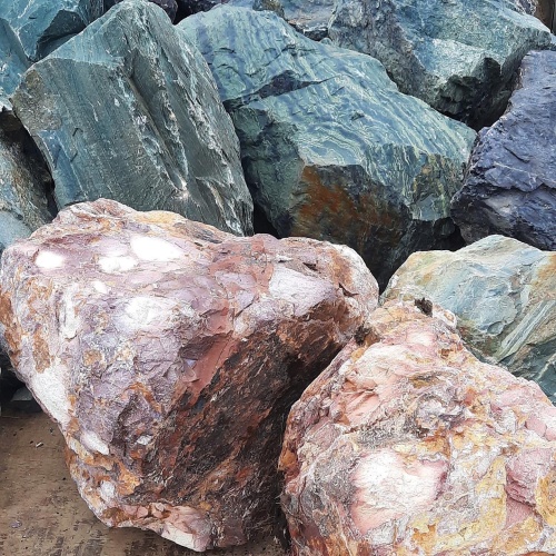 Ландшафтные глыбы красно-фиолетовые 200-1000 килограмм купить в Республике Ингушетия