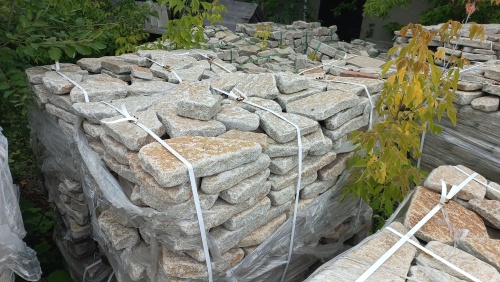 Гранитный плитняк галтованный для парковки купить в Республике Ингушетия