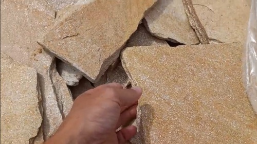 Плитняк златолит жёлтый золотистый для отмостки купить в Республике Ингушетия