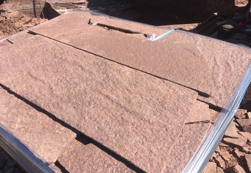 Плитняк лемезит бордовый для цоколя 1,5-2 см купить в Республике Ингушетия