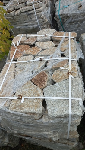 Плитняк галтованный гранитный для ландшафтного дизайна купить в Республике Ингушетия