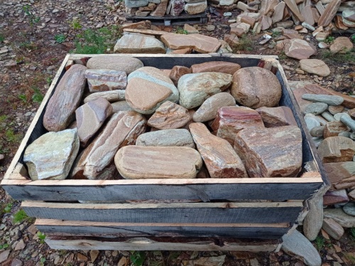 Златолит жёлтый, жёлто-зелёный глыбки и валуны для ланшафтного дизайна купить в Республике Ингушетия