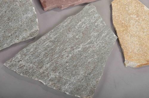 Плитняк златолит Уральский для цоколя, отмостки купить в Республике Ингушетия