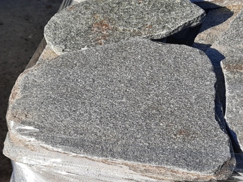 Златолит серебристый галтованный для лестниц купить в Республике Ингушетия