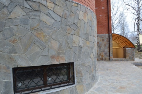 Плитняк златолит Уральский для цоколя, отмостки купить в Республике Ингушетия